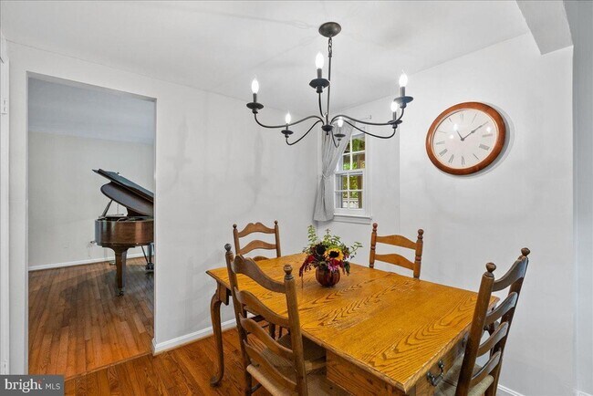 Building Photo - 2085 Cobblestone Ln