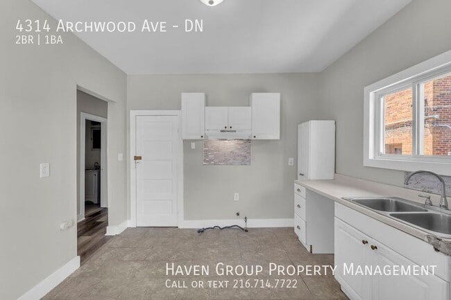Building Photo - 4314 Archwood Ave
