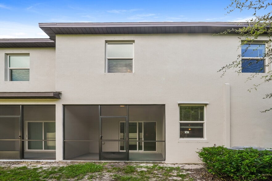 Building Photo - 2123 Cerulean Sky Dr