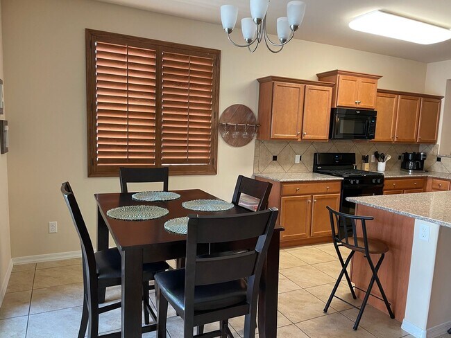 Building Photo - Furnished Pool/Spa Home in Araby Estates