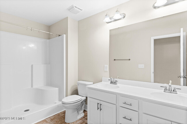 Building Photo - 202 N Stingray Ln