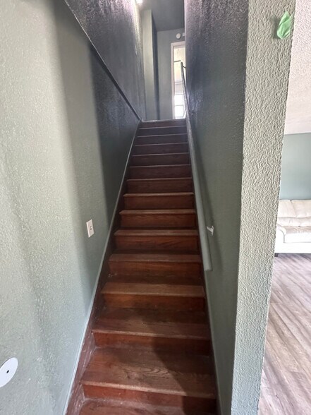 Building Photo - 1 Pequot St