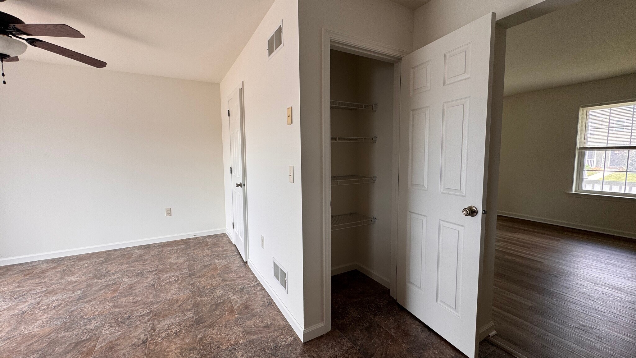 Building Photo - 250 Limestone Dr