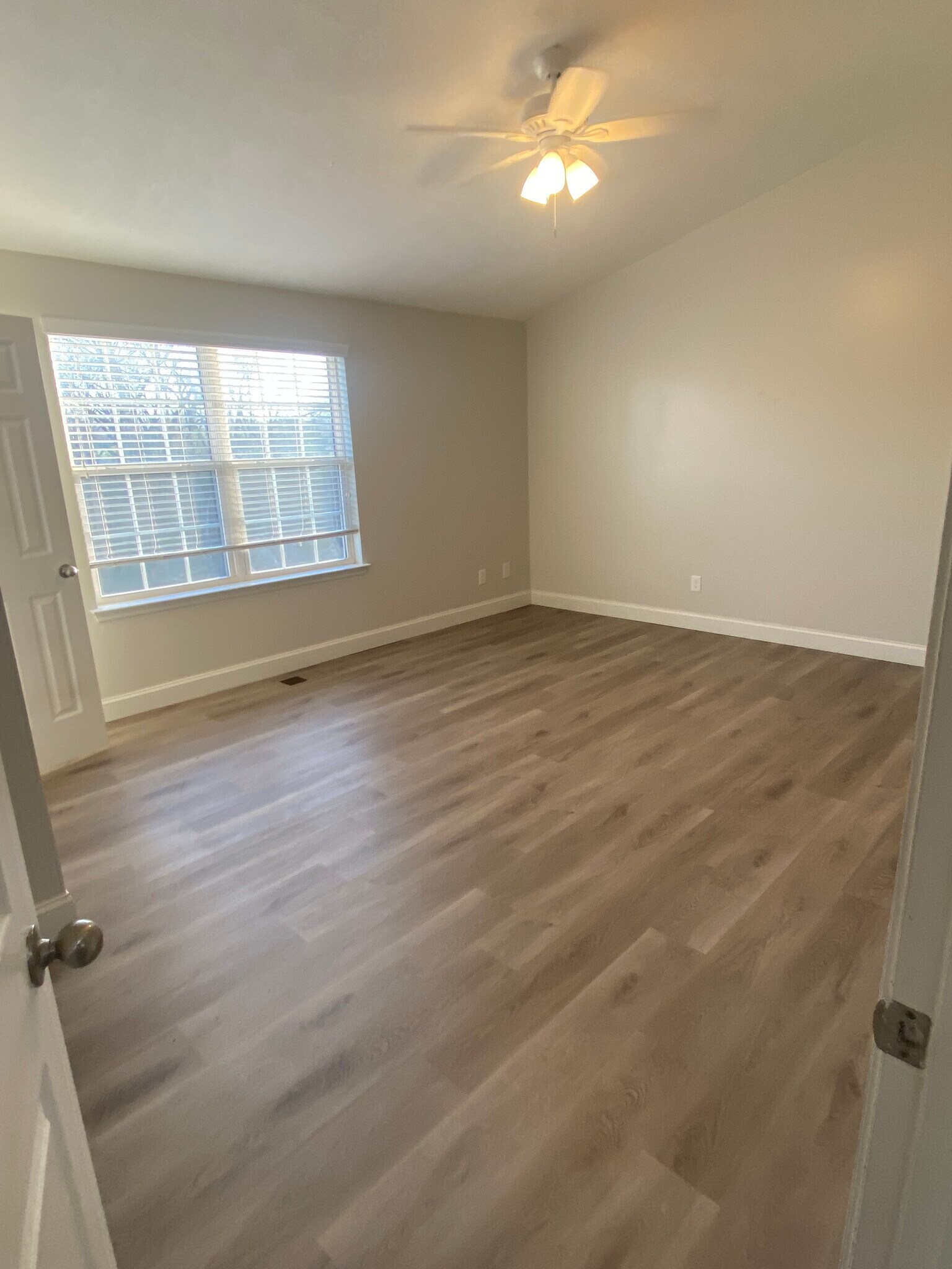 Building Photo - 730 Spence Enclave Ln