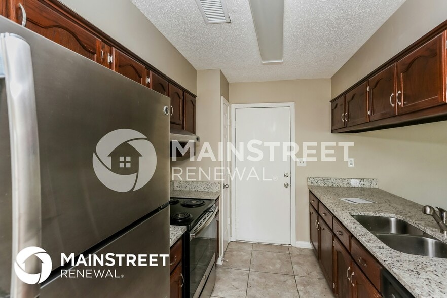 Building Photo - 1247 Grange Way Dr