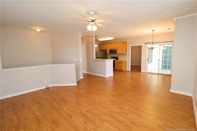 Building Photo - 2121 Kudrow Ln