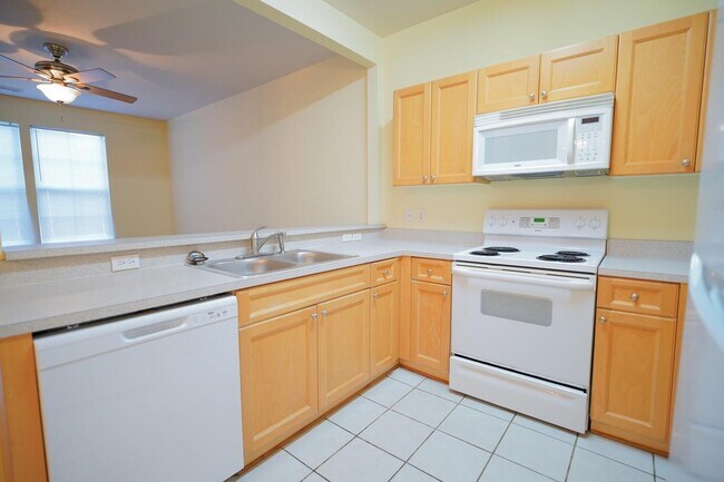 Building Photo - 3400 Old Bainbridge Rd