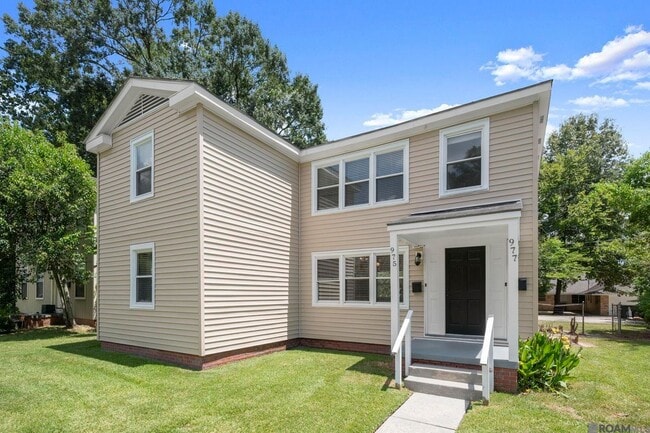 Building Photo - 977 Rittiner Dr