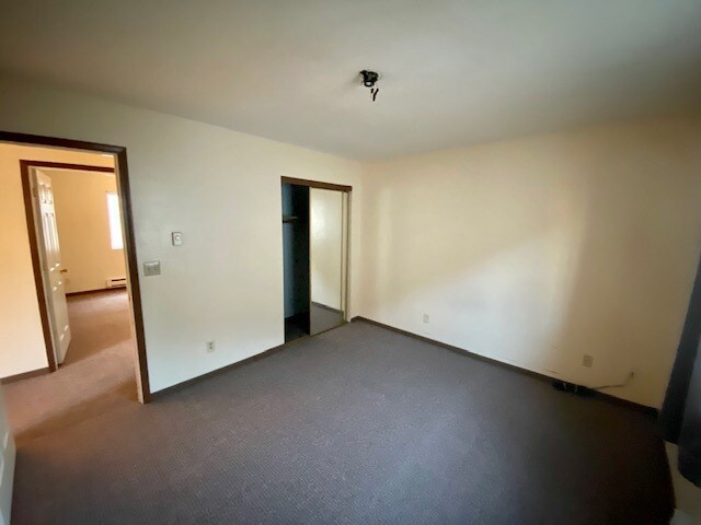 Building Photo - 1010 5th Ave S