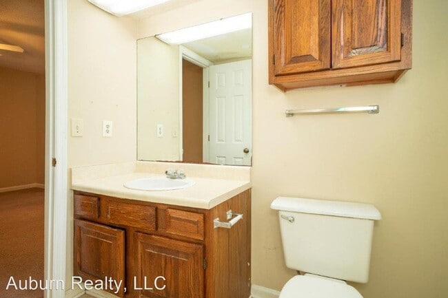 Building Photo - 2 br, 2 bath House - Campus Courtyard @ Gl...