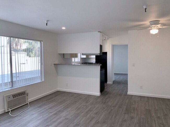 Interior Photo - SA
