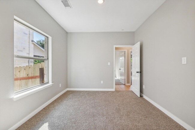 Building Photo - 7324 Moon Rock Rd