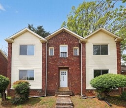 Building Photo - Adorable One Bedroom Apartment in Elizabeth!