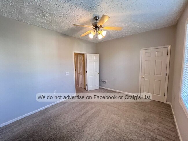 Building Photo - 4010 Bardstown Ct