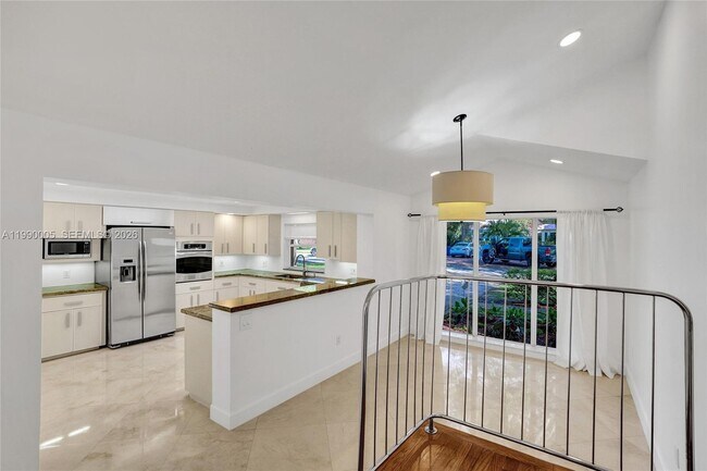 Building Photo - 20 NW 101st St