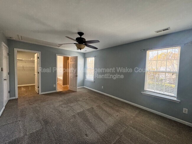 Building Photo - 338 Luke Meadow Ln