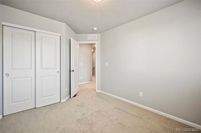 Building Photo - 9264 Lytle Grv