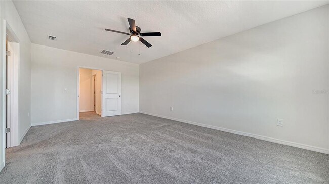 Building Photo - 12728 Lateral Root Dr