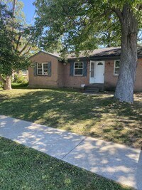 Building Photo - 3603 Cedarwood Way