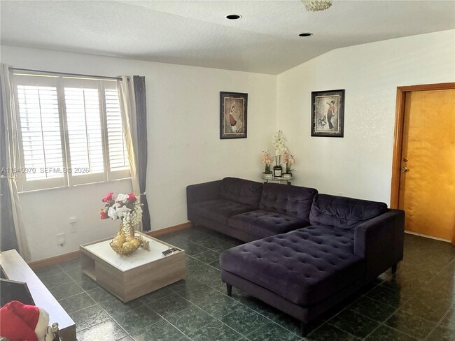 Building Photo - 8564 SW 210th Terrace