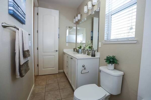 Bathroom - 19501 Caraway Plz