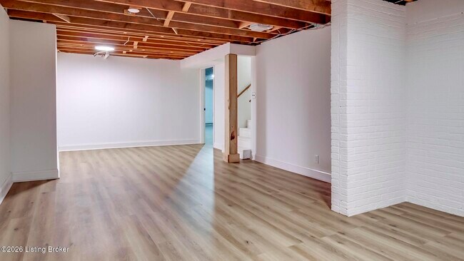 Building Photo - 2706 Lime Kiln Ln