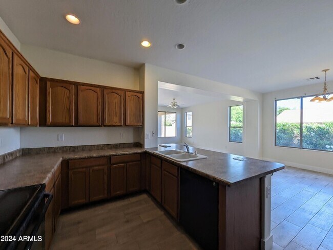 Building Photo - 15432 W Tasha Cir