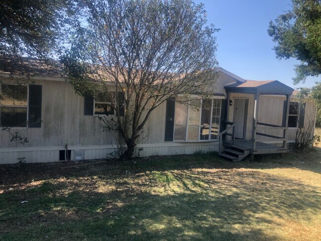 Building Photo - 1102 Sierra Vis