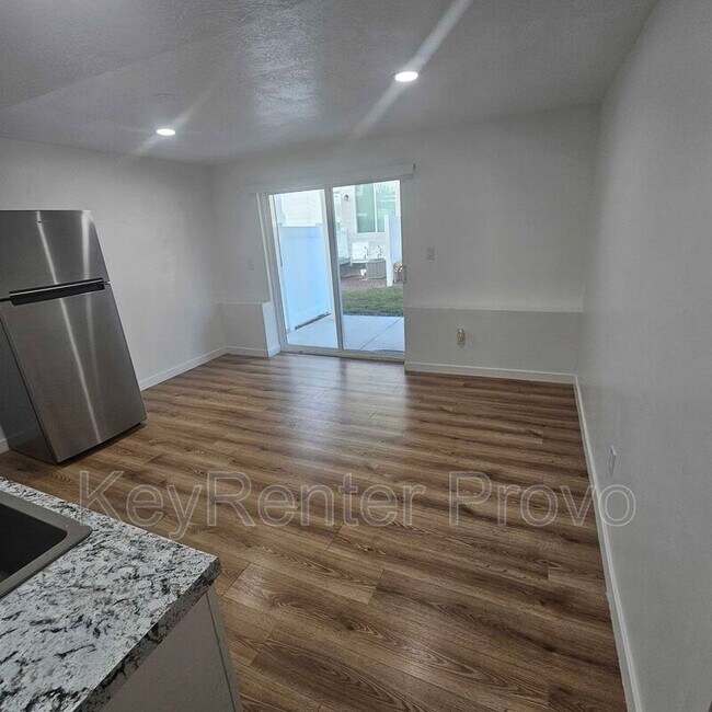 Building Photo - 1297 Dawes Wy