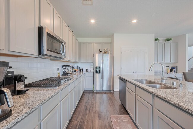 Building Photo - 1714 Clifton Hills Ln