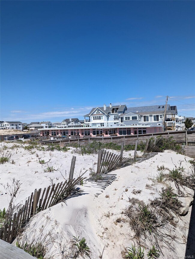 Building Photo - 1107 Ocean Blvd