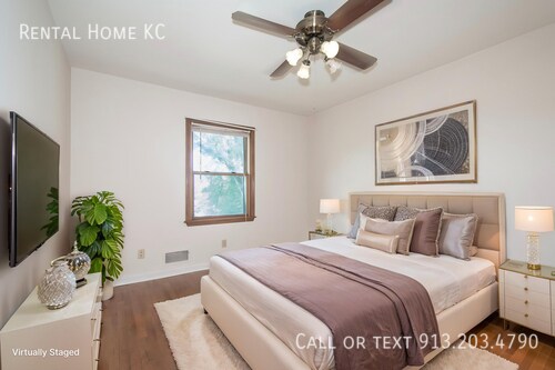Building Photo - 9151 Somerset Dr