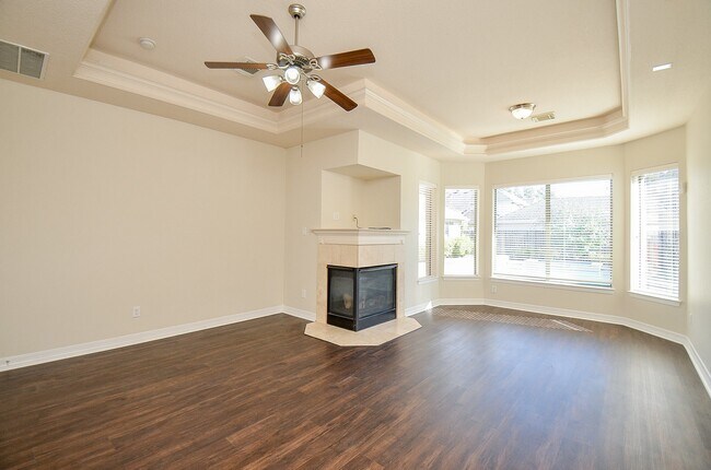 Building Photo - 5615 Bent Arbor Ln