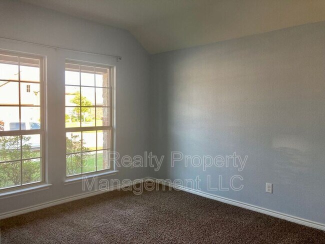 Building Photo - 107 Arborside Dr