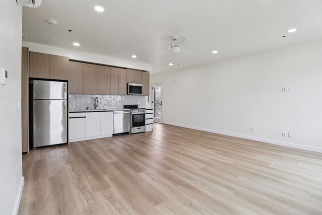 Building Photo - 4456 30th Street - North Parks Elevated Spanish Style Community