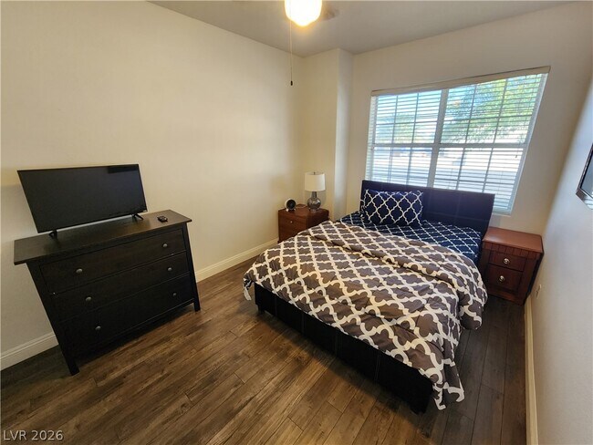 Building Photo - 417 Obsidian Dr