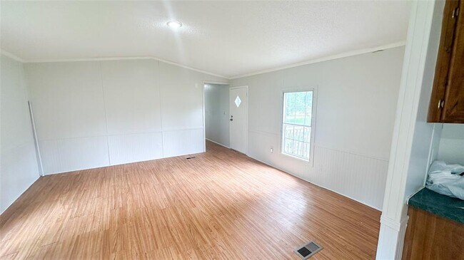 Building Photo - 265 County Rd 3310D
