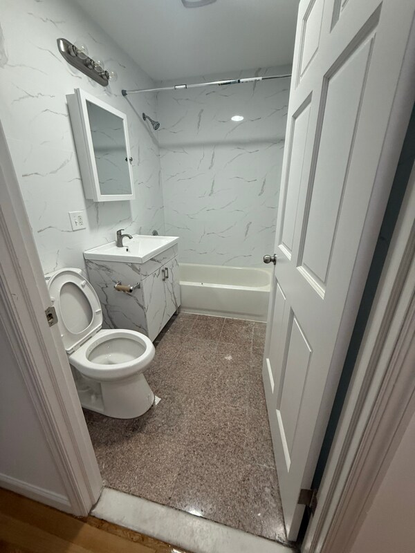 Building Photo - 99-14 43rd Ave