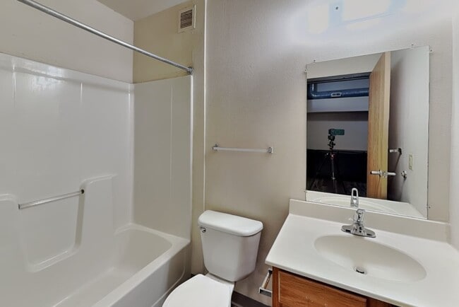 Building Photo - 119 Stanton Ave