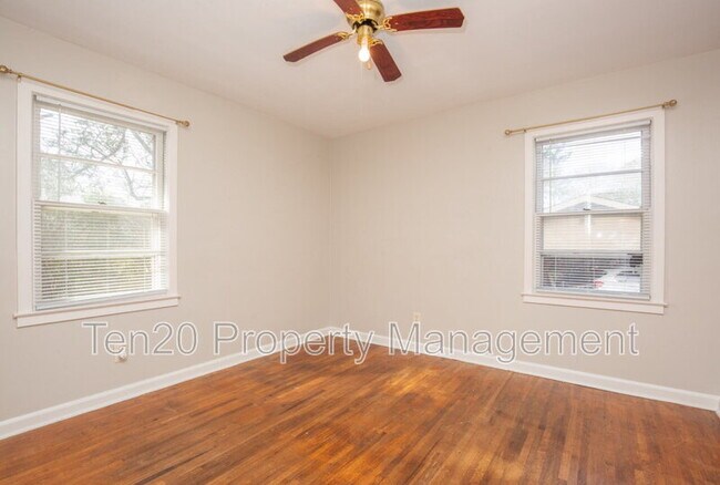 Building Photo - 4264 Yates Dr