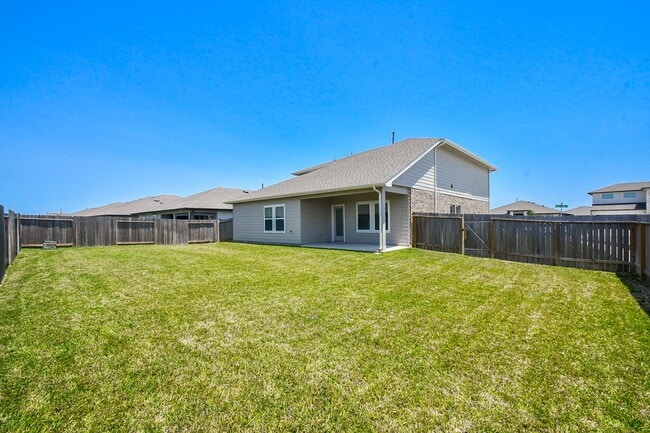 Building Photo - 8034 House bank Ln