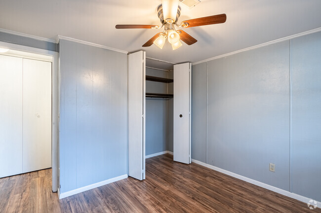 1BR, 1BA - 850SF - Springwood Apartments