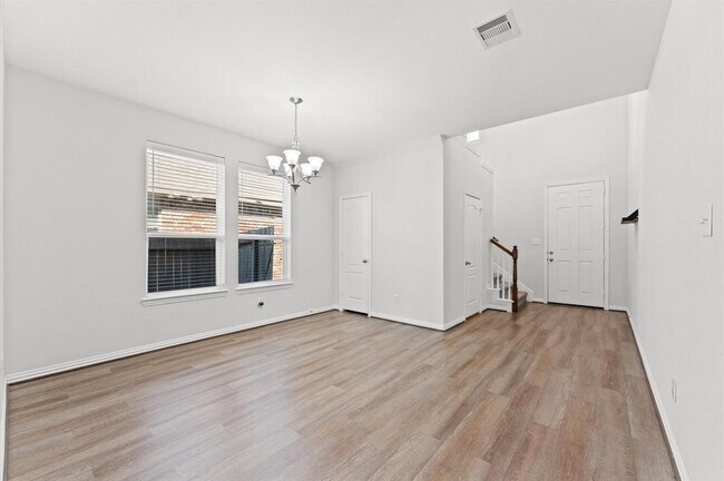 Building Photo - 31423 Elkcreek Bend Dr