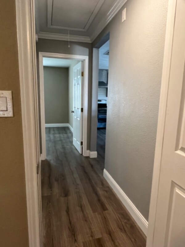 Building Photo - 1585 W Virginia St