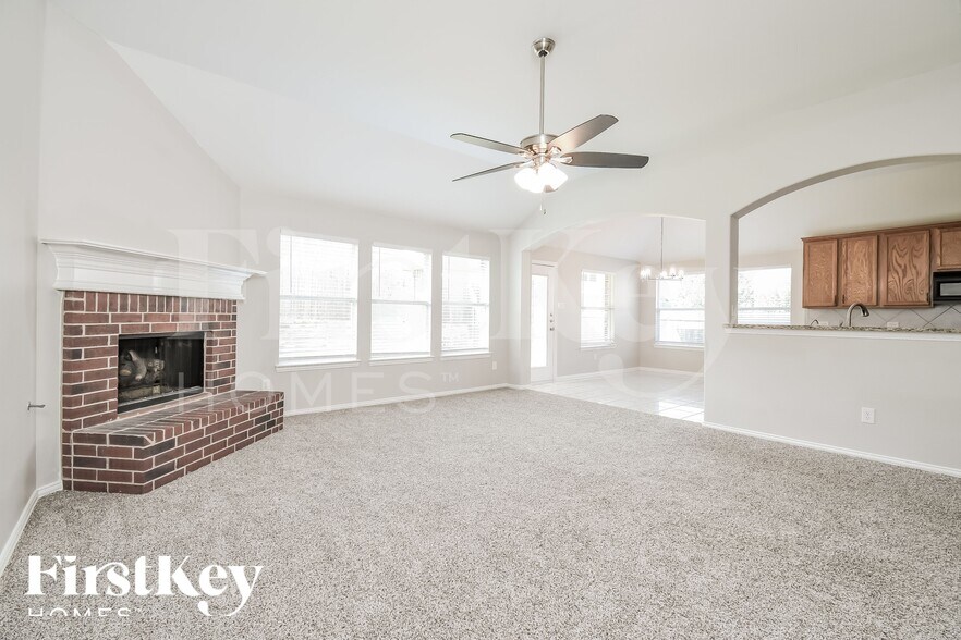 Building Photo - 403 Canadian Trail