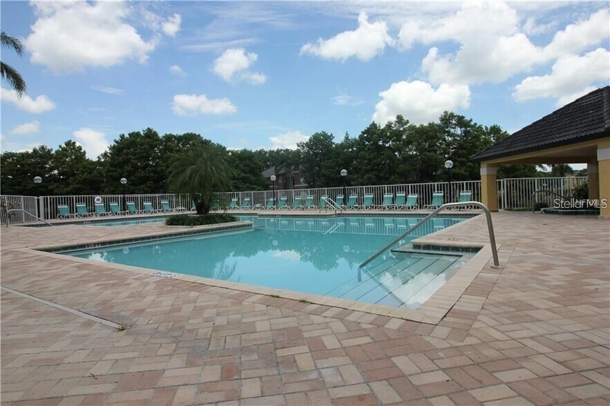 Building Photo - 4630 Commander Dr