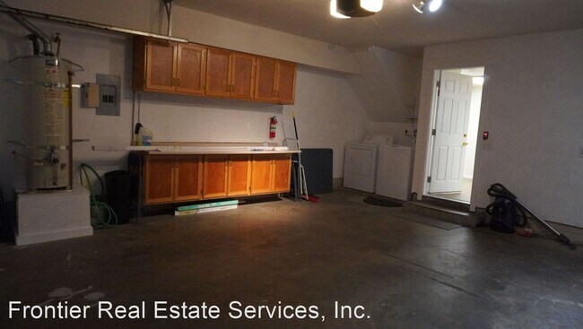 Building Photo - PLACE-UPJ157