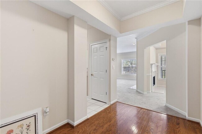 Building Photo - 3275 Lenox Rd NE