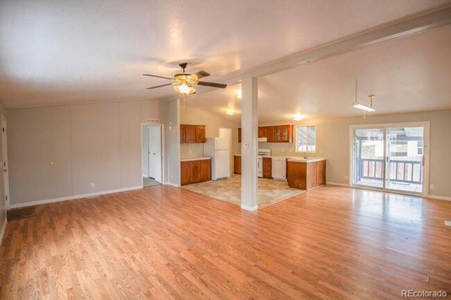 Building Photo - 1042 Smith Ave