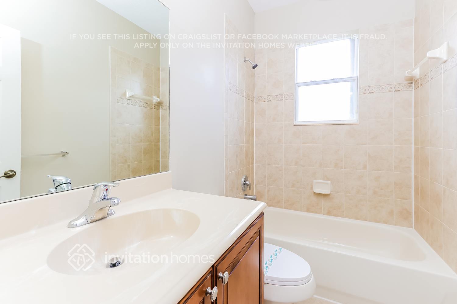 Building Photo - 1061 Grove Park Cir